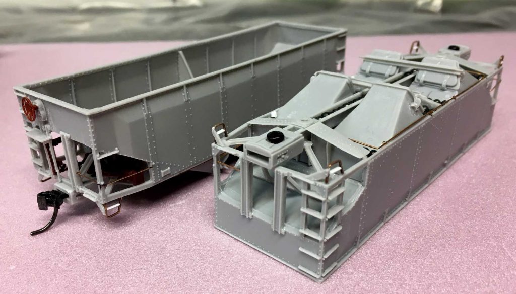 Illinois Central Enterprise offset hoppers Resin Car Works Blog