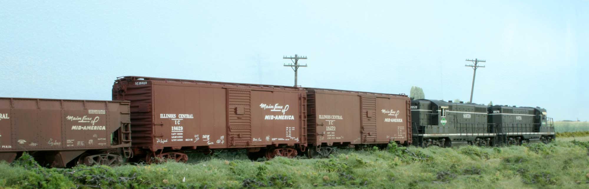 Champ decals HO HB-386 Illinois Central white letters   box car  M38